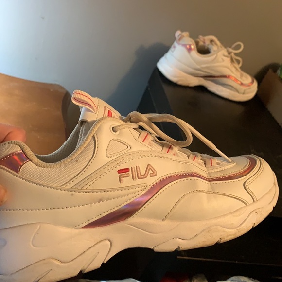 Brand new women’s filas. 10/10 condition! - Picture 5 of 5